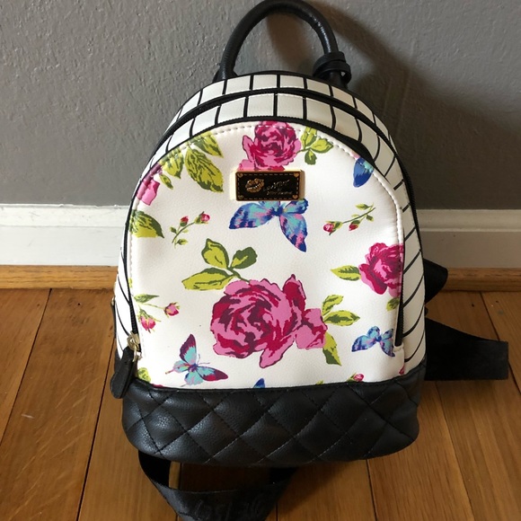 Betsey Johnson Handbags - Betsey Johnson backpack.